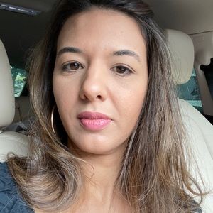 Meet your Posher, Aline